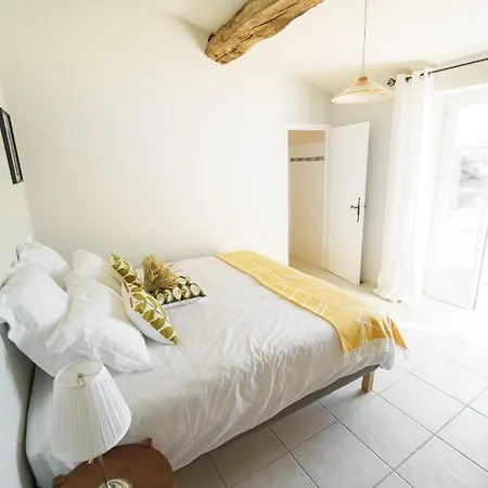 The Old Presbytery Saint-André-et-Appelles