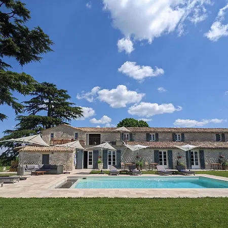 The Old Presbytery Bed & Breakfast Saint-Andre-et-Appelles