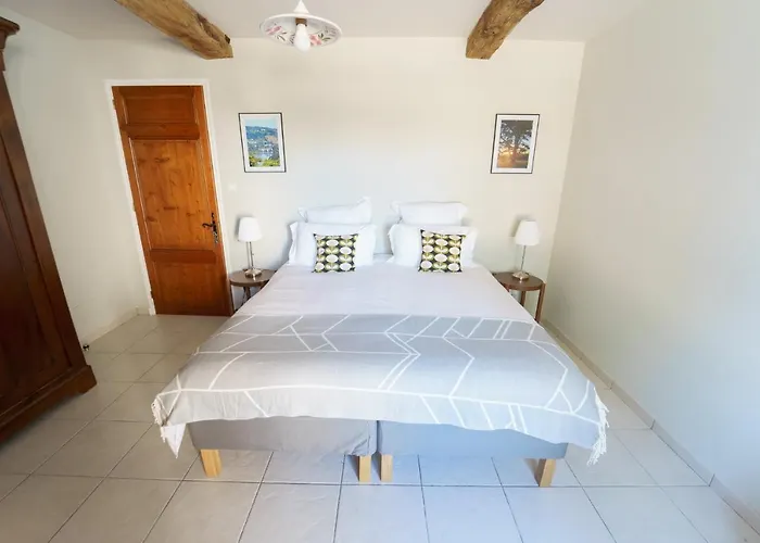 The Old Presbytery 4*